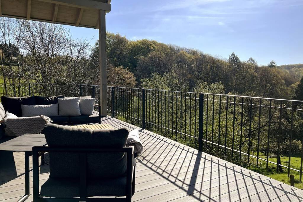 Forest Retreat- Serene 160M2 With Forest Views Wermelskirchen Exterior foto